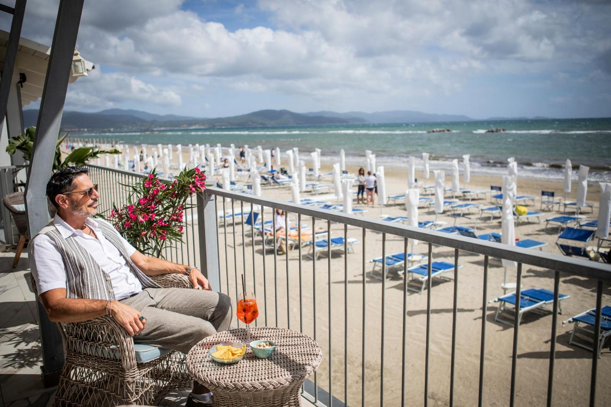 Hotel Parrini Follonica Eksteriør bilde
